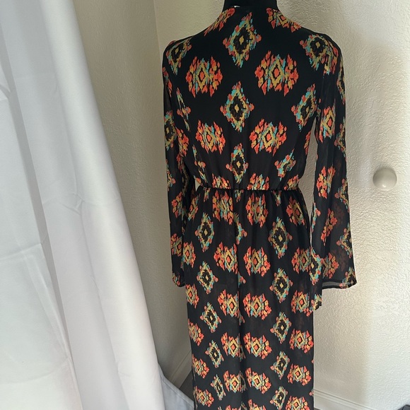 Forever 21 Black and Multicolor Patterned Dress - Picture 4 of 9